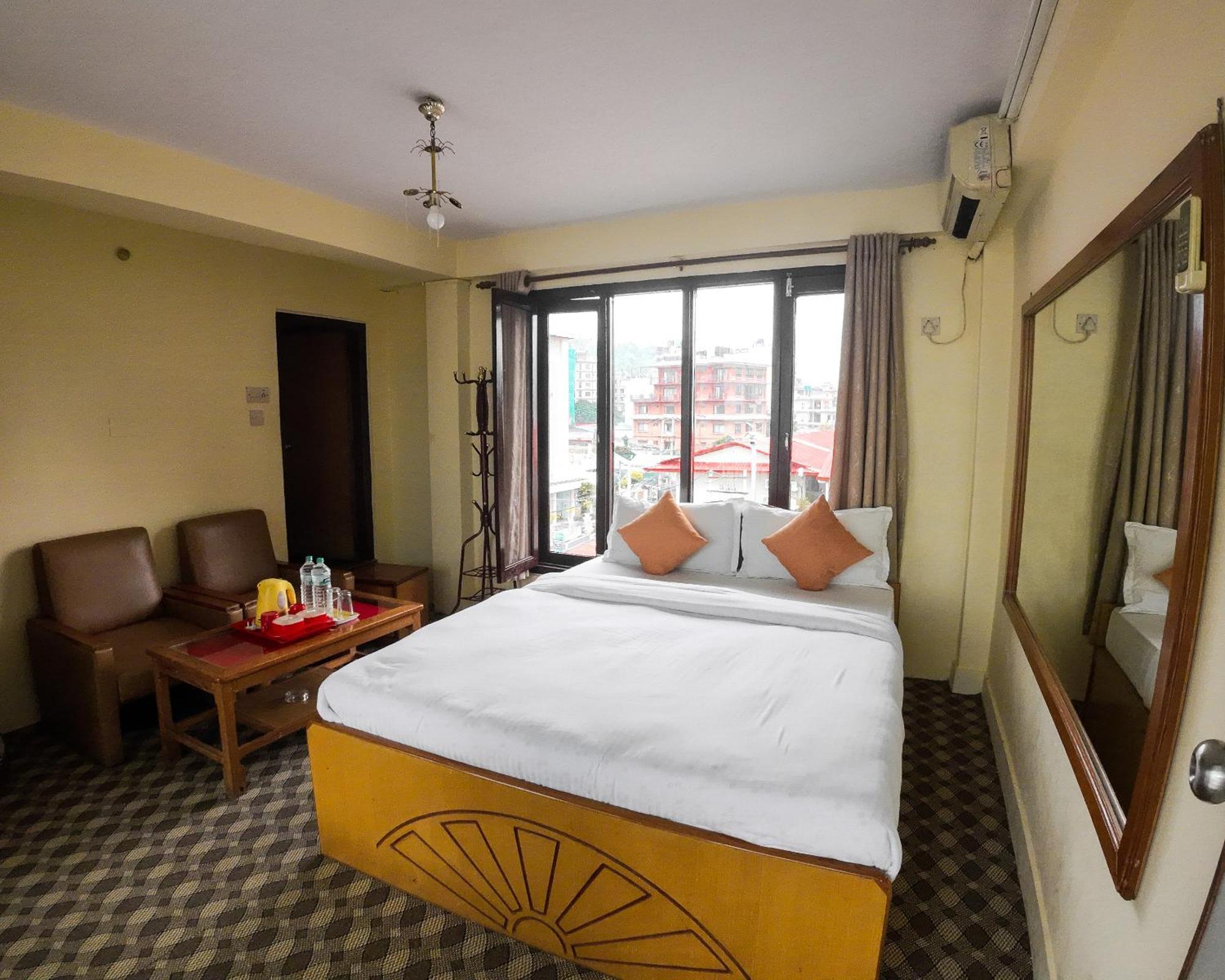 Hotel Travel Inn Pokhara Exterior foto